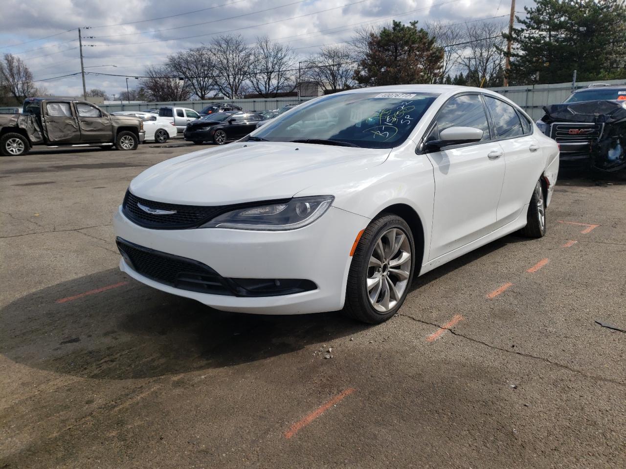 Photo 2 from auction – 2015 CHRYSLER 200 S with VIN 1C3CCCBB7FN721923