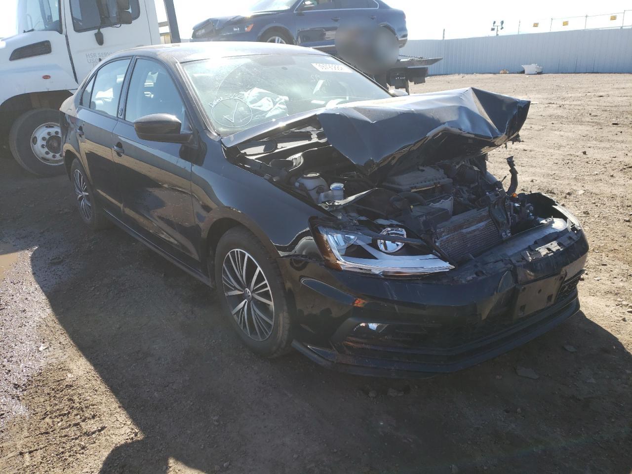 VOLKSWAGEN JETTA SE 2018 with VIN 3VWDB7AJ4JM256827 - Photo from auction