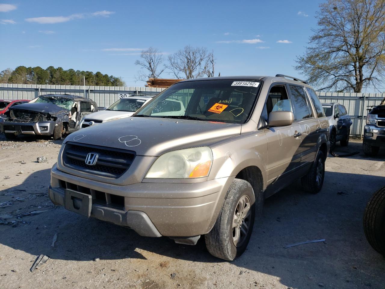 Photo 2 from auction – 2004 HONDA PILOT EXL with VIN 2HKYF18554H533879
