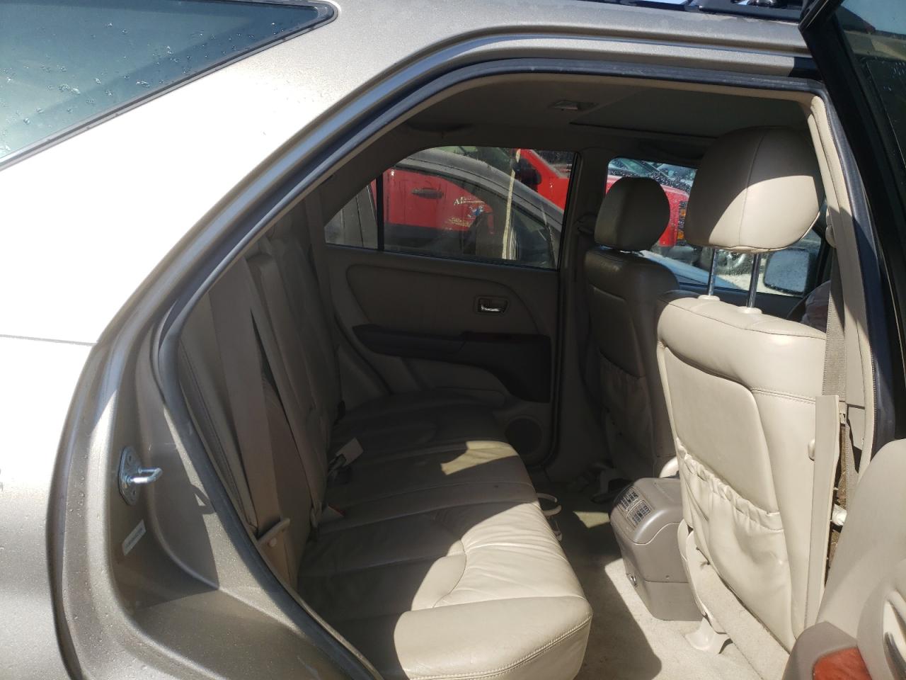 Photo 6 from auction – 2002 LEXUS RX 300 with VIN JTJHF10U620273258