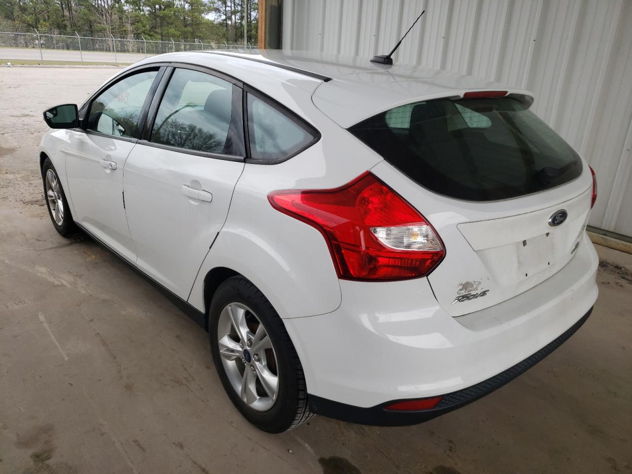 صورة رقم 3 من المزاد - 2014 FORD FOCUS SE مع VIN 1FADP3K20EL302364