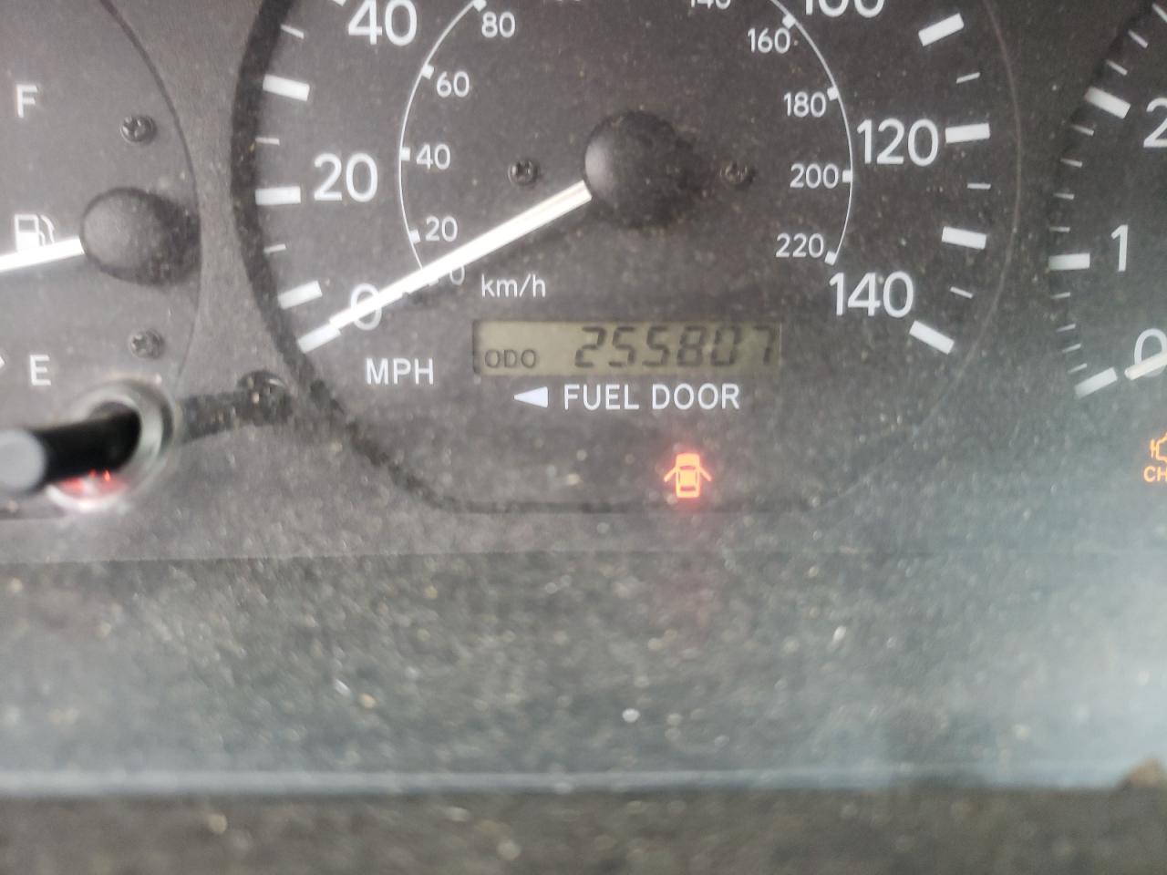 Photo 8 from auction – 2000 TOYOTA CAMRY LE with VIN 4T1BF22K8YU947367
