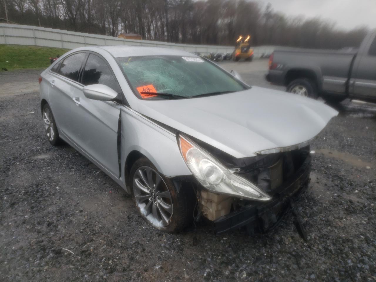 HYUNDAI SONATA SE 2011 with VIN 5NPEC4AC1BH027856 - Photo from auction