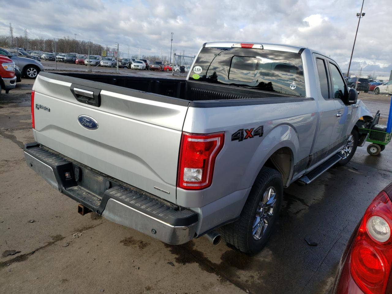 صورة رقم 4 من المزاد - 2015 FORD F150 SUPER مع VIN 1FTFX1EF9FFA78856