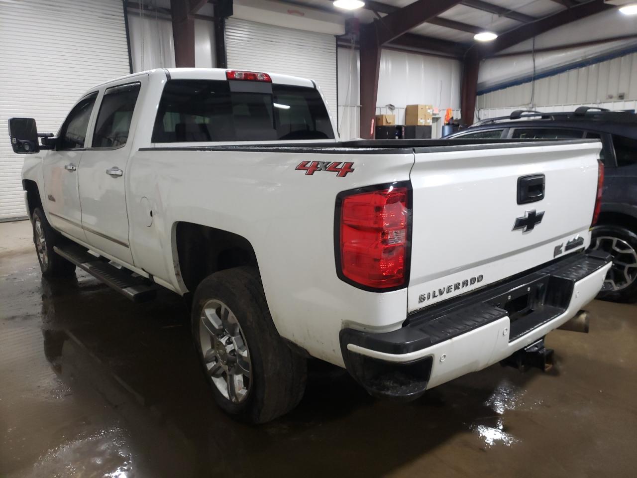 Photo 3 from auction – 2018 CHEVROLET SILVERADO with VIN 1GC1KXEY5JF267042