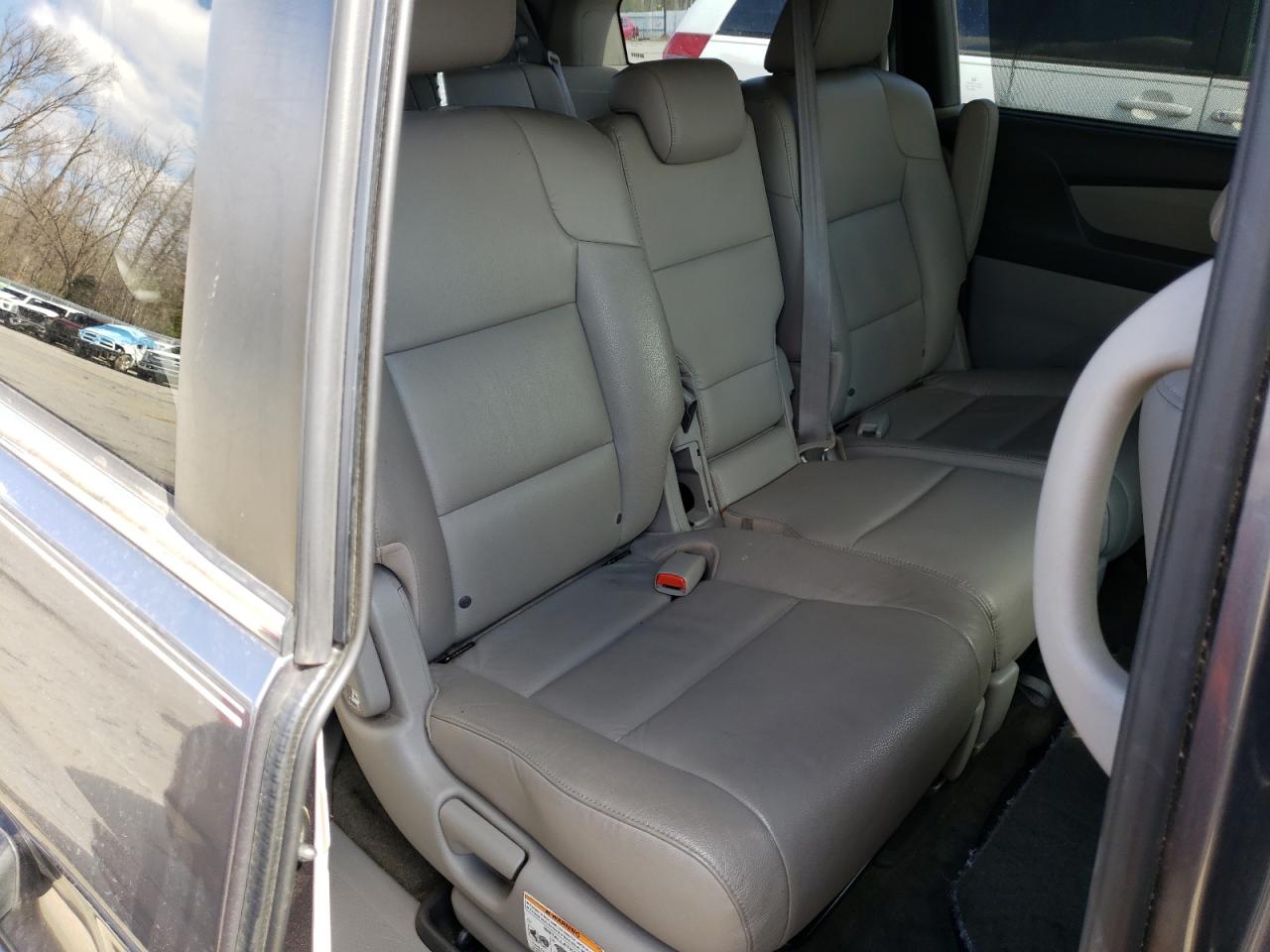 Photo 6 from auction – 2014 HONDA ODYSSEY EX with VIN 5FNRL5H62EB135607