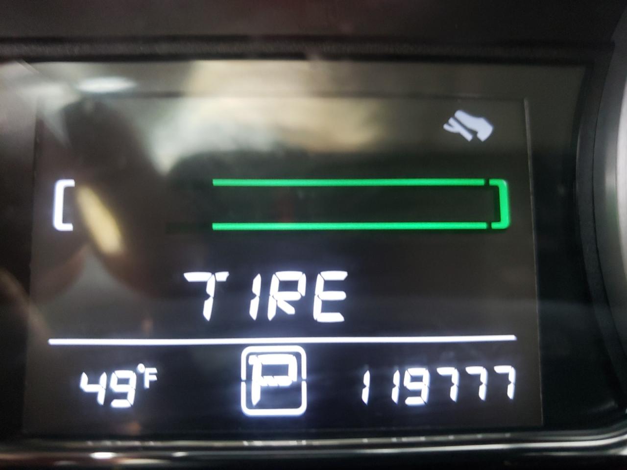 Photo 8 from auction – 2015 NISSAN SENTRA with VIN 3N1AB7AP8FY261476