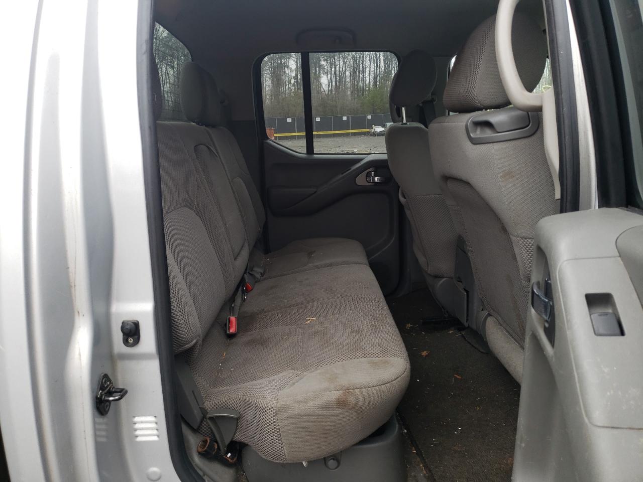 Photo 6 from auction – 2006 NISSAN FRONTIER C with VIN 1N6AD07W26C463412