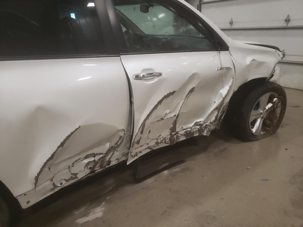 Photo 9 from auction – 2009 TOYOTA HIGHLANDER with VIN JTEES42A192140603
