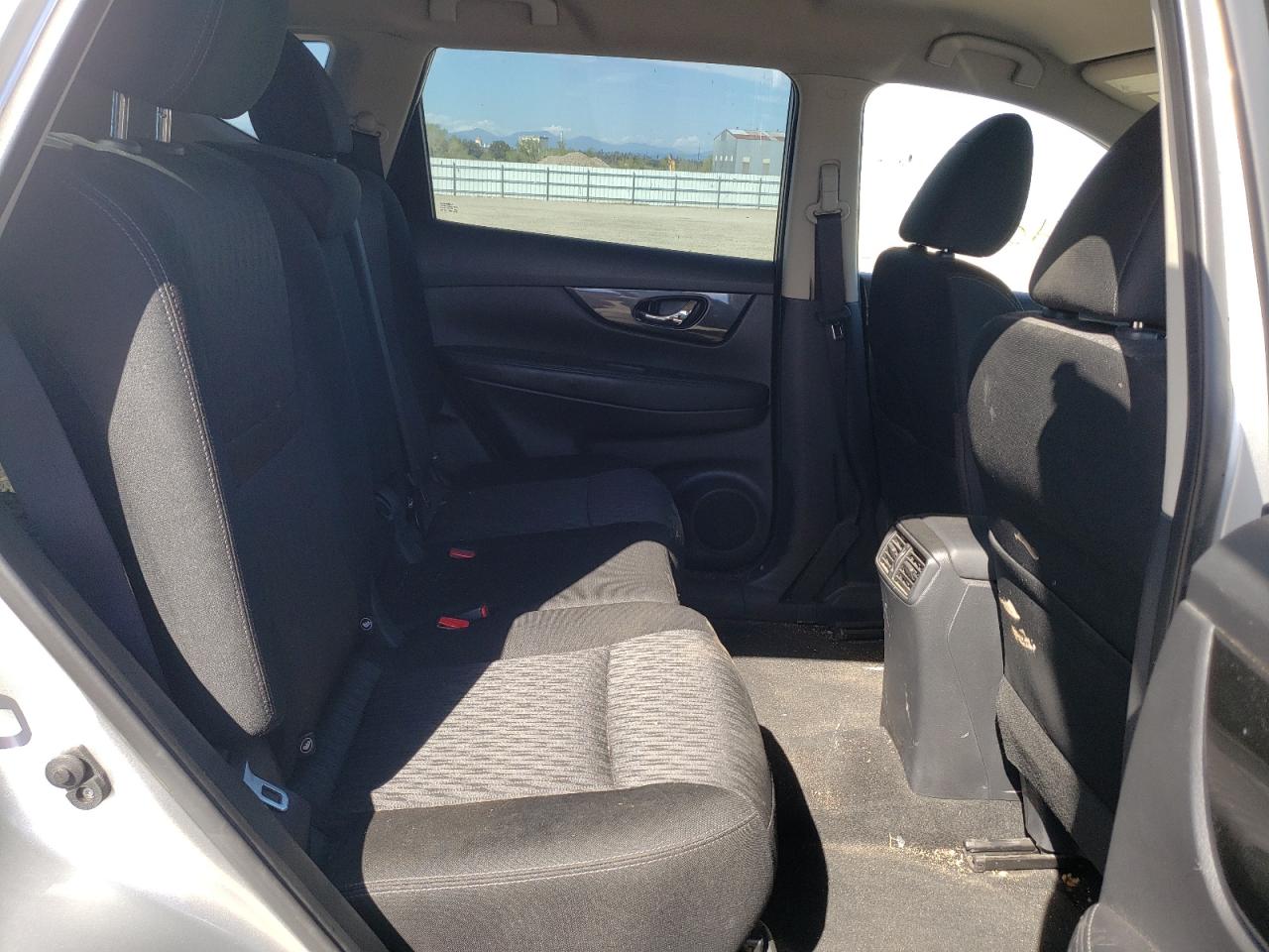 Photo 6 from auction – 2018 NISSAN ROGUE S with VIN KNMAT2MT7JP521334