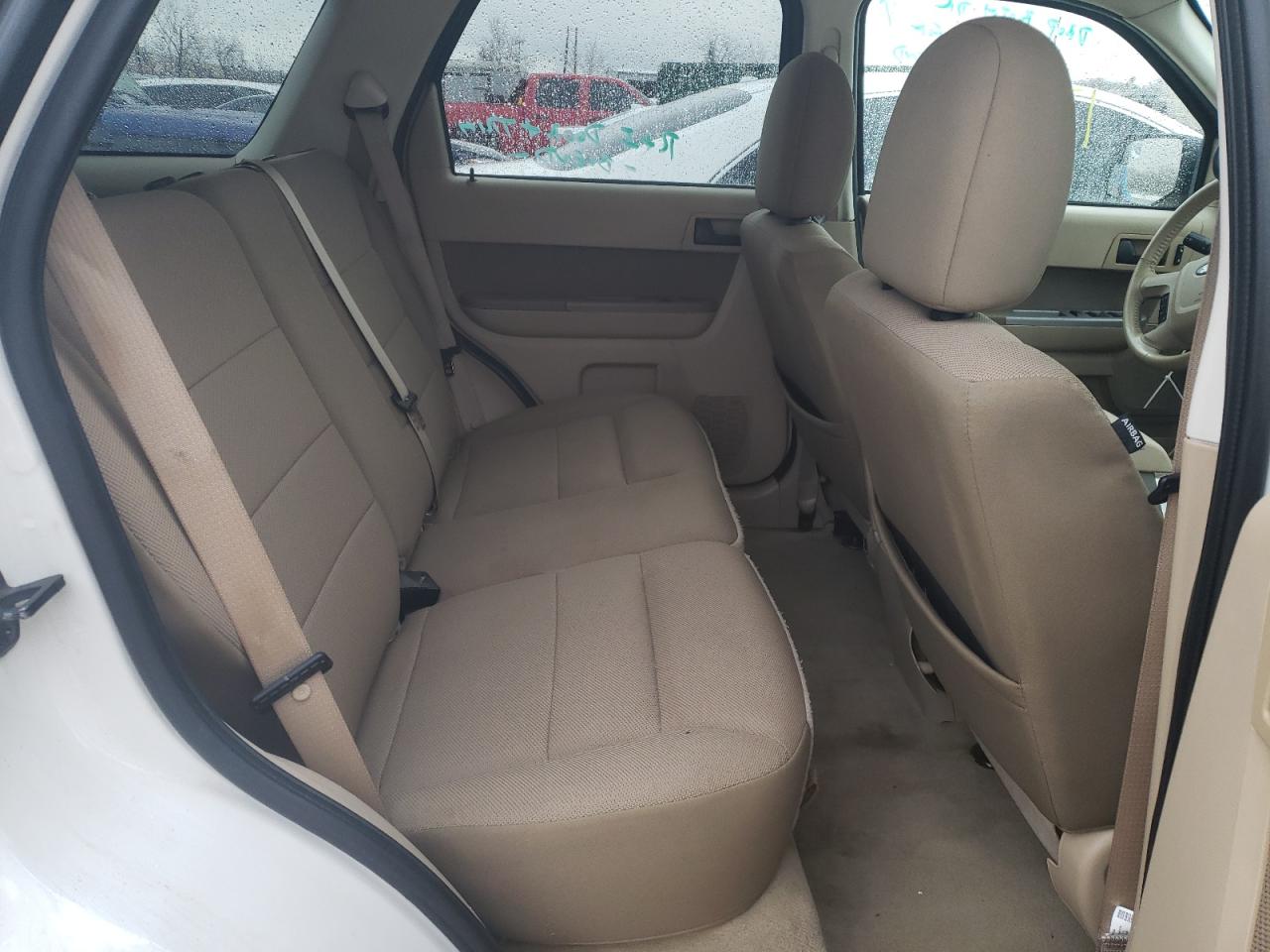 Photo 6 from auction – 2010 FORD ESCAPE XLT with VIN 1FMCU9D70AKB29239