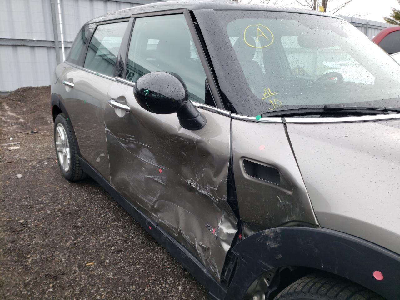 Photo 9 from auction – 2017 MINI COOPER CLU with VIN WMWLU1C5XH2F27039