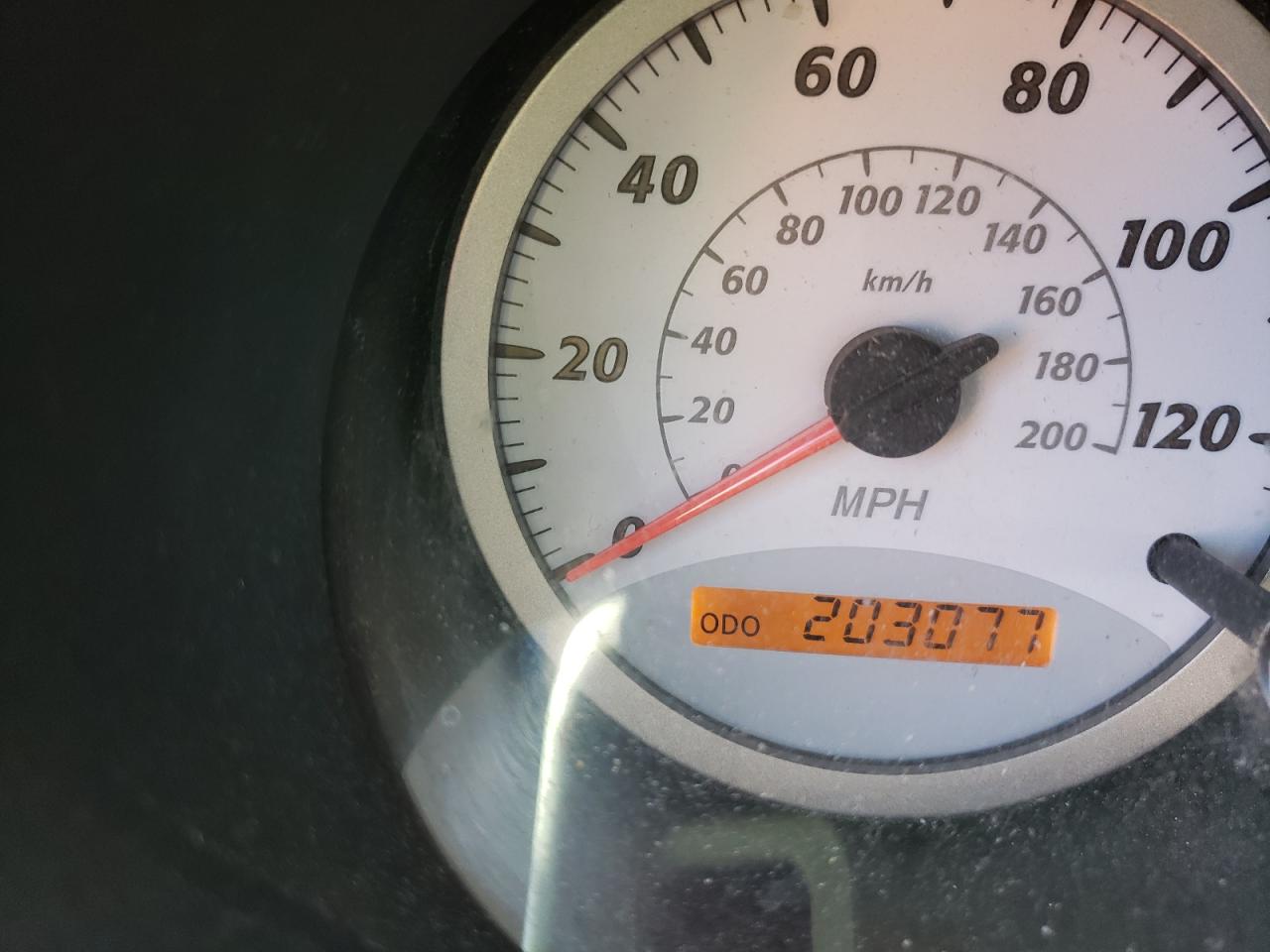 Photo 8 from auction – 2005 TOYOTA RAV4 with VIN JTEHD20V150069586
