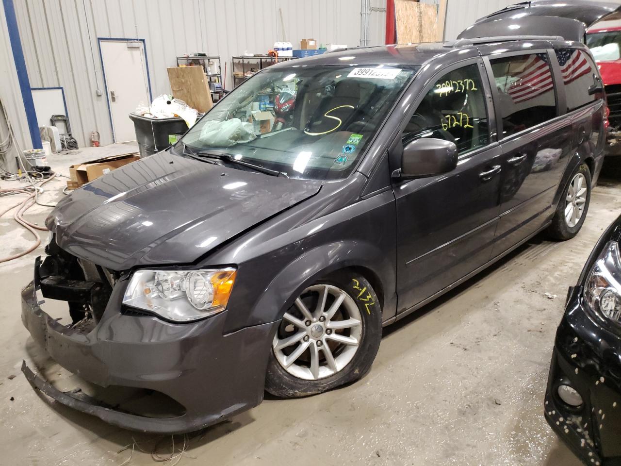 Photo 2 from auction – 2016 DODGE GRAND CARA with VIN 2C4RDGCG3GR171855