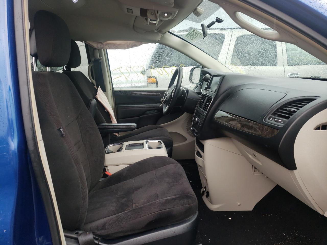 Photo 5 from auction – 2011 DODGE GRAND CARA with VIN 2D4RN5DG8BR727928