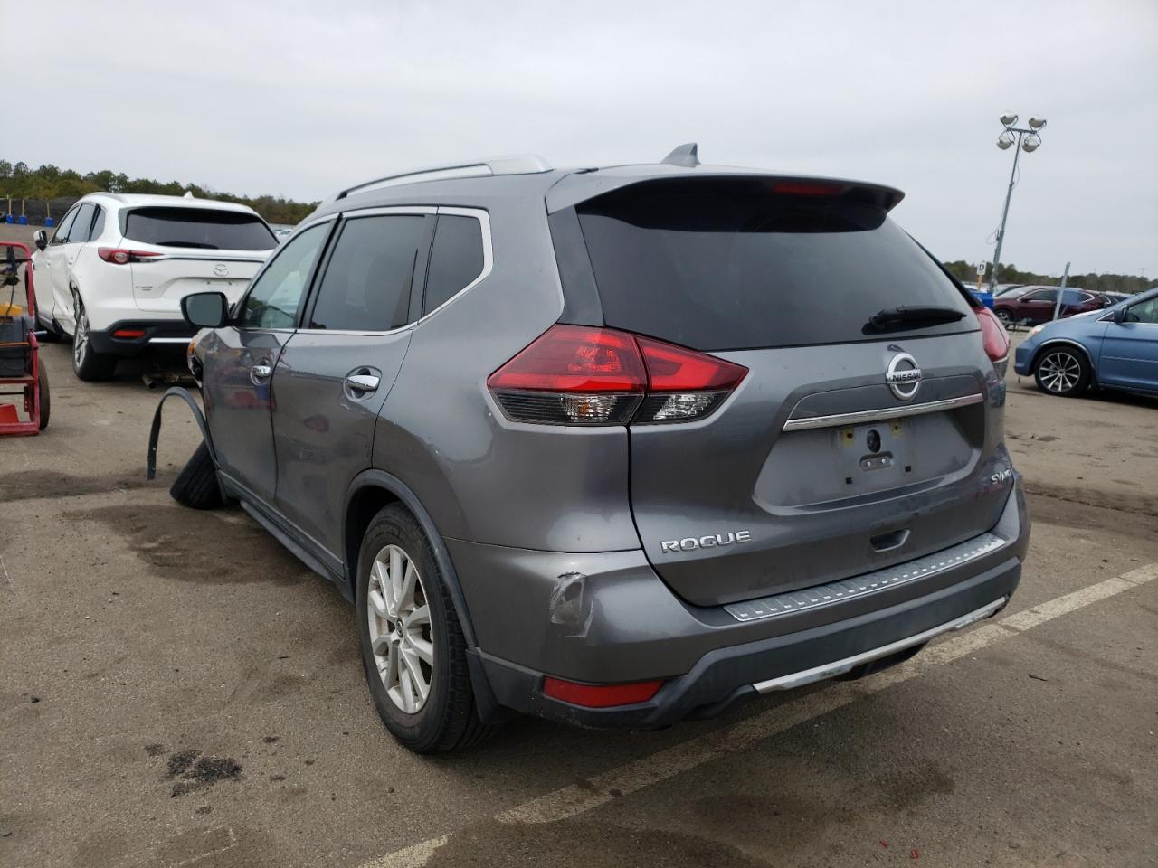Photo 3 from auction – 2018 NISSAN ROGUE S with VIN KNMAT2MV7JP587108