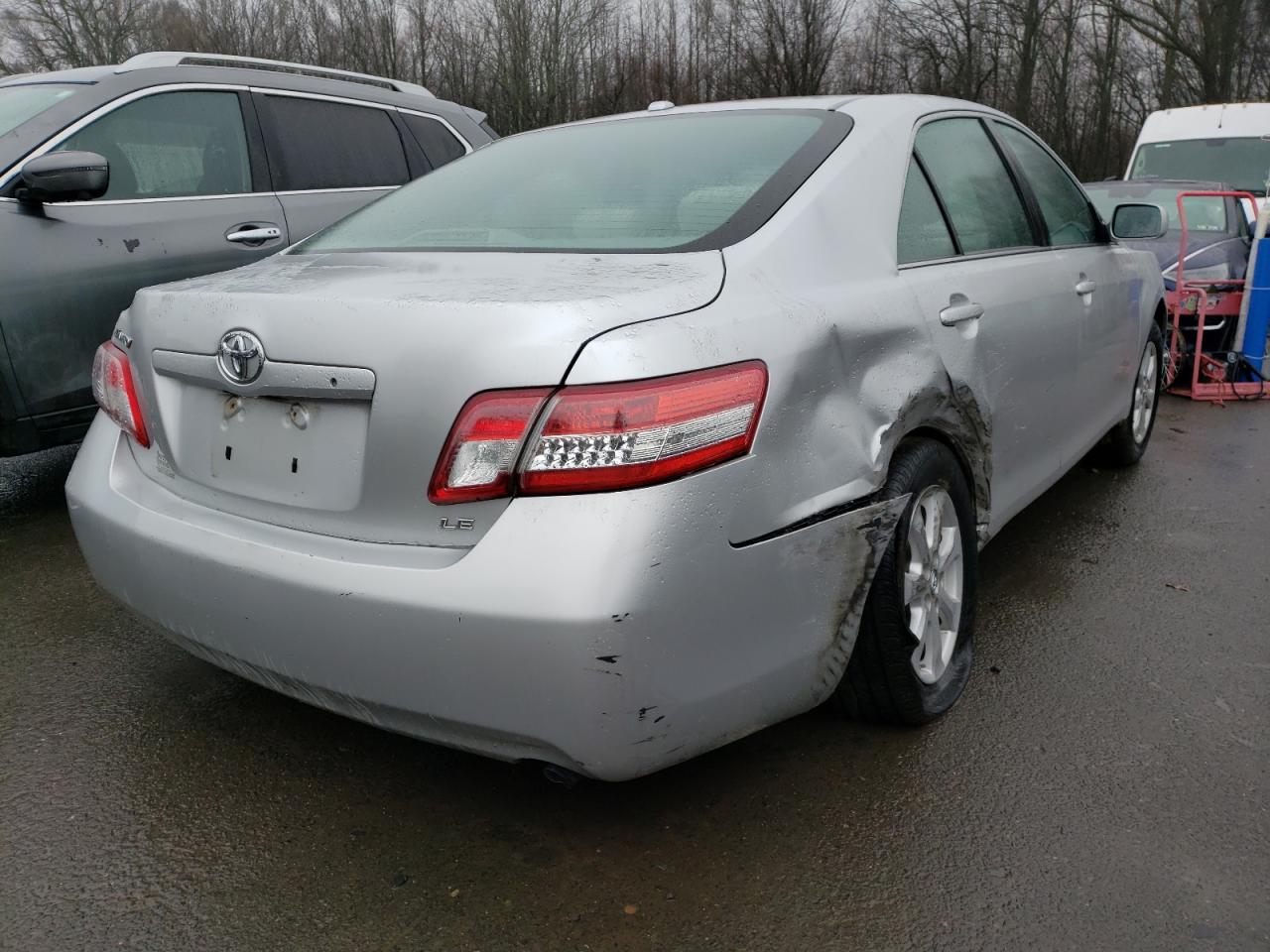 Photo 4 from auction – 2011 TOYOTA CAMRY BASE with VIN 4T1BF3EKXBU702756