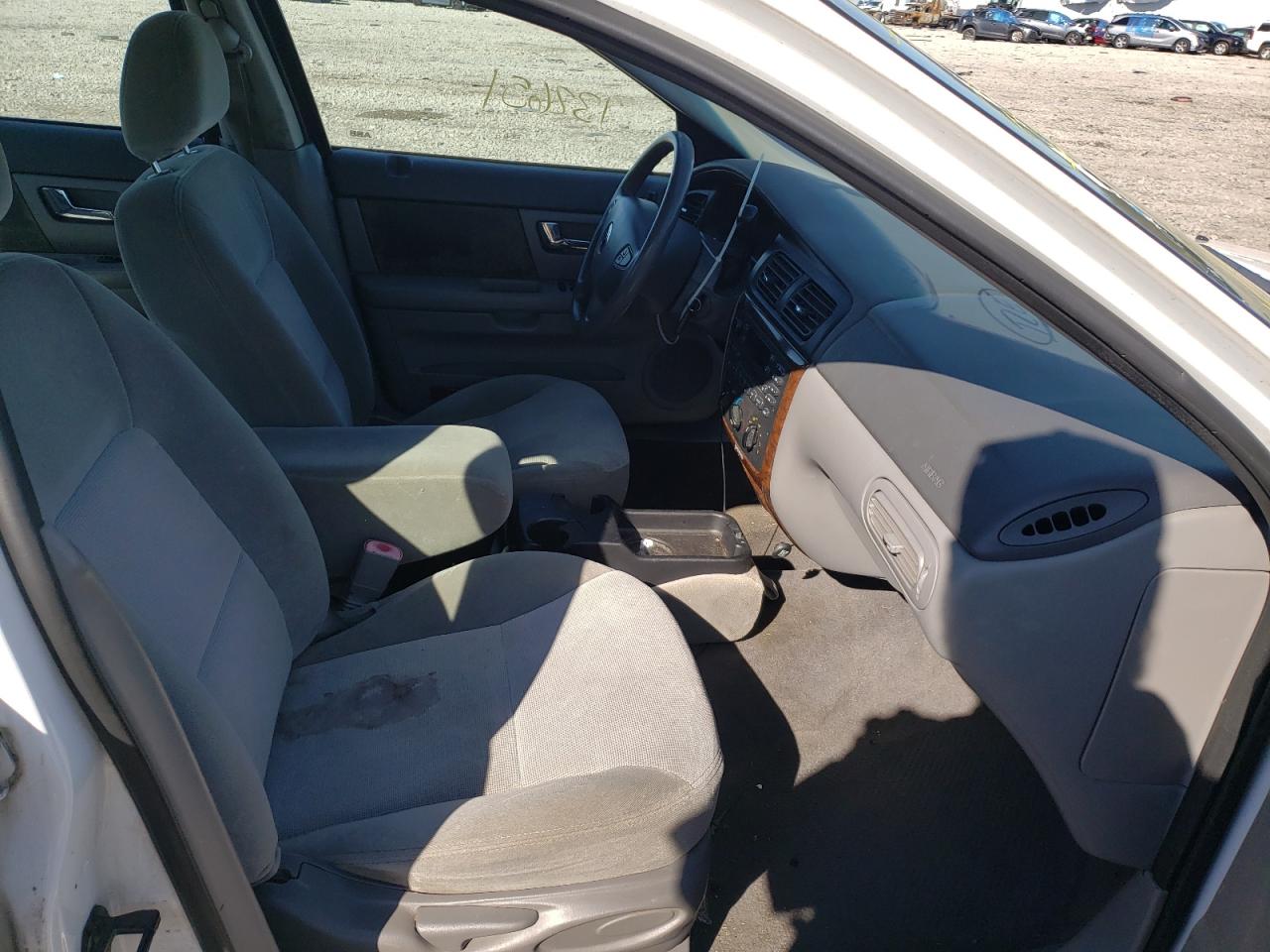 Photo 5 from auction – 2002 MERCURY SABLE GS with VIN 1MEFM50U82A628950
