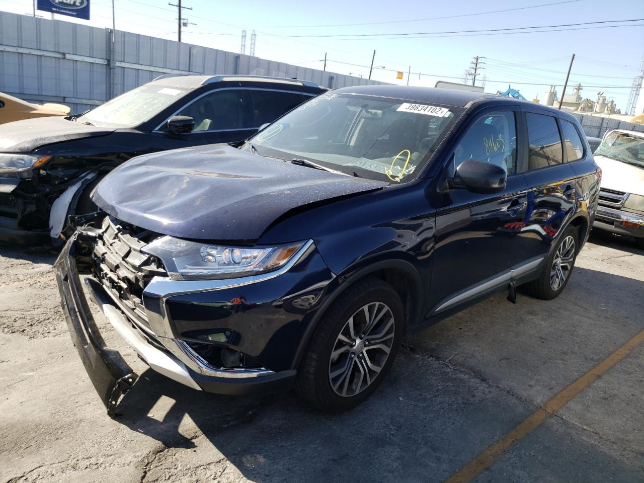 Zdjęcie 2 z aukcji – 2017 MITSUBISHI OUTLANDER z VIN JA4AD2A30HZ068121