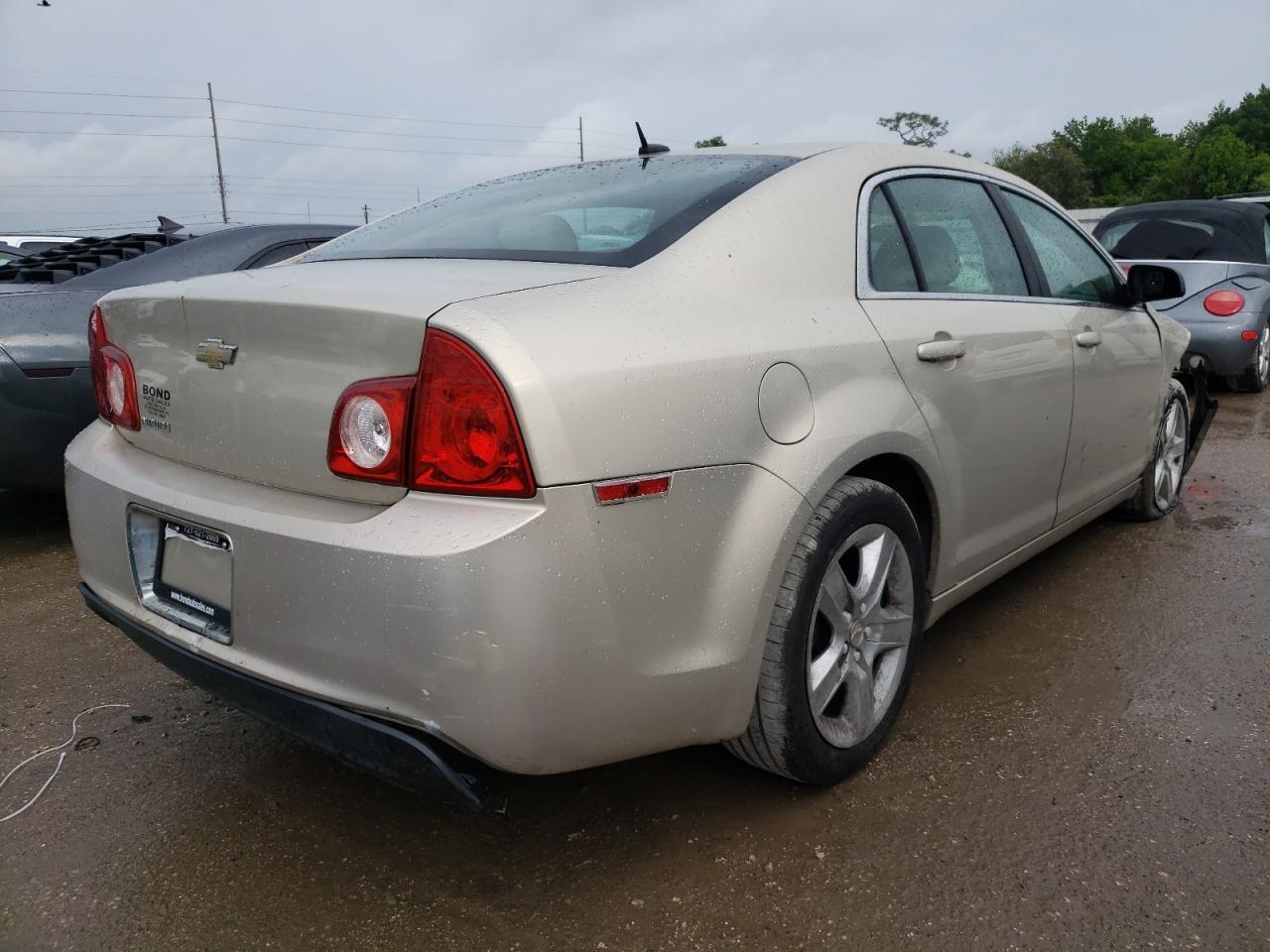 Photo 4 from auction – 2010 CHEVROLET MALIBU LS with VIN 1G1ZB5EBXAF152500