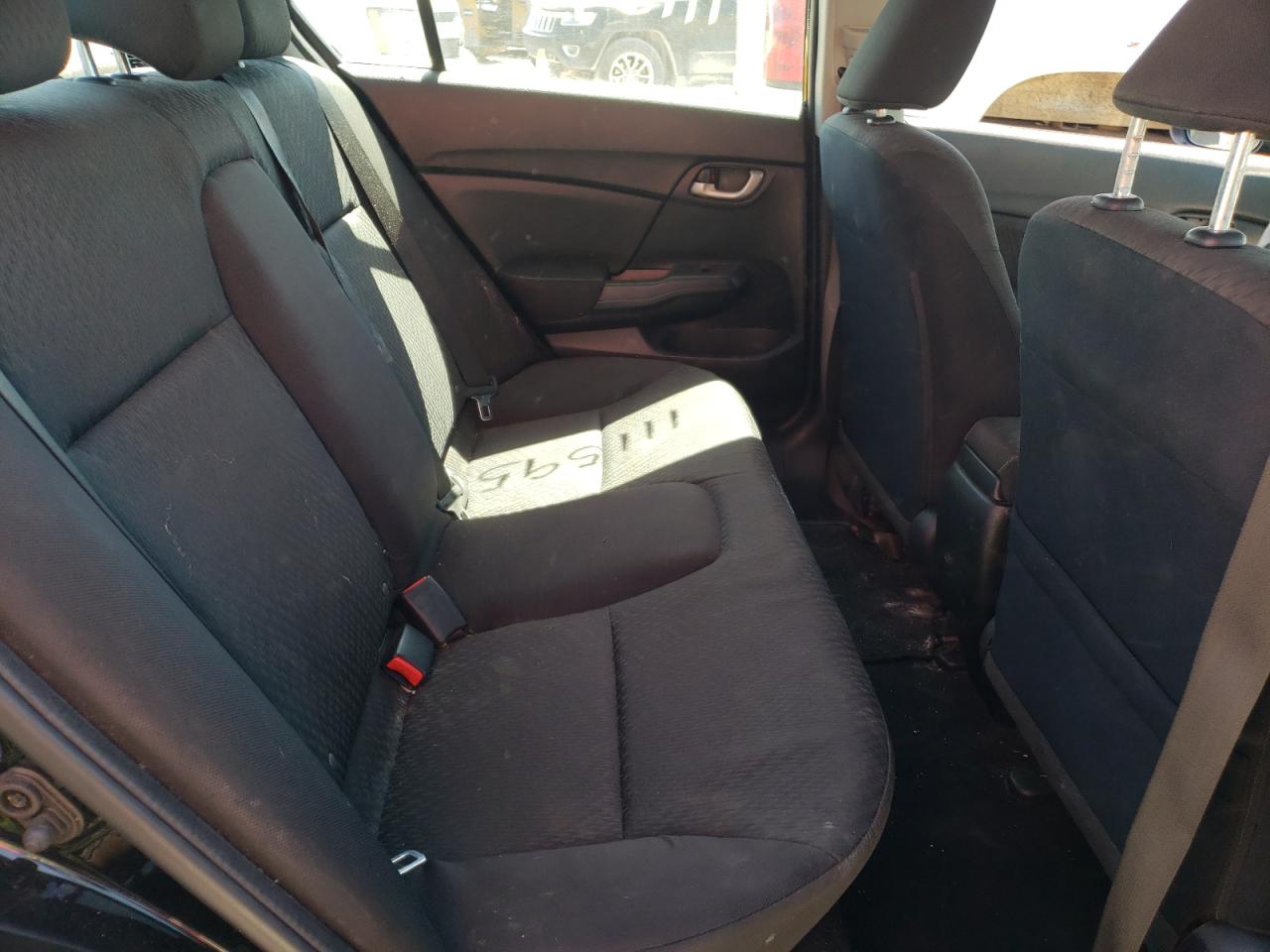Photo 6 from auction – 2015 HONDA CIVIC LX with VIN 19XFB2F52FE083496