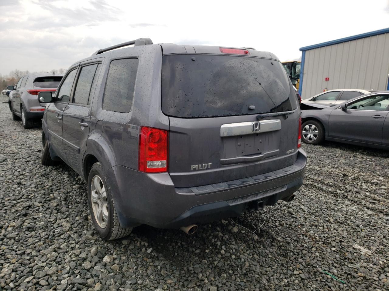 Photo 3 from auction – 2015 HONDA PILOT EXL with VIN 5FNYF4H50FB034149