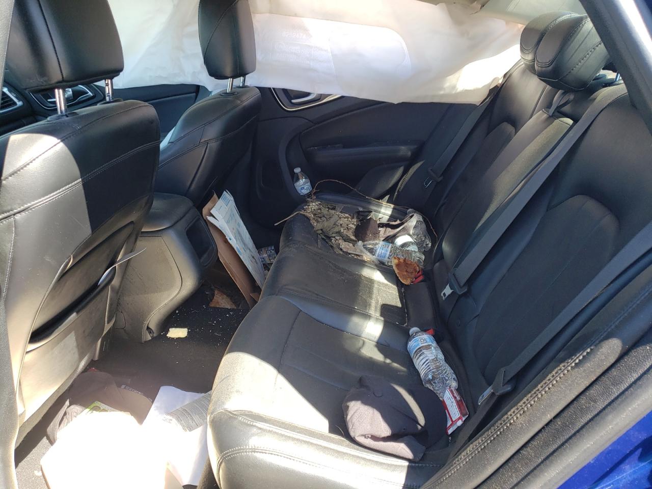 Photo 6 from auction – 2016 CHRYSLER 200 LIMITE with VIN 1C3CCCAB9GN178142
