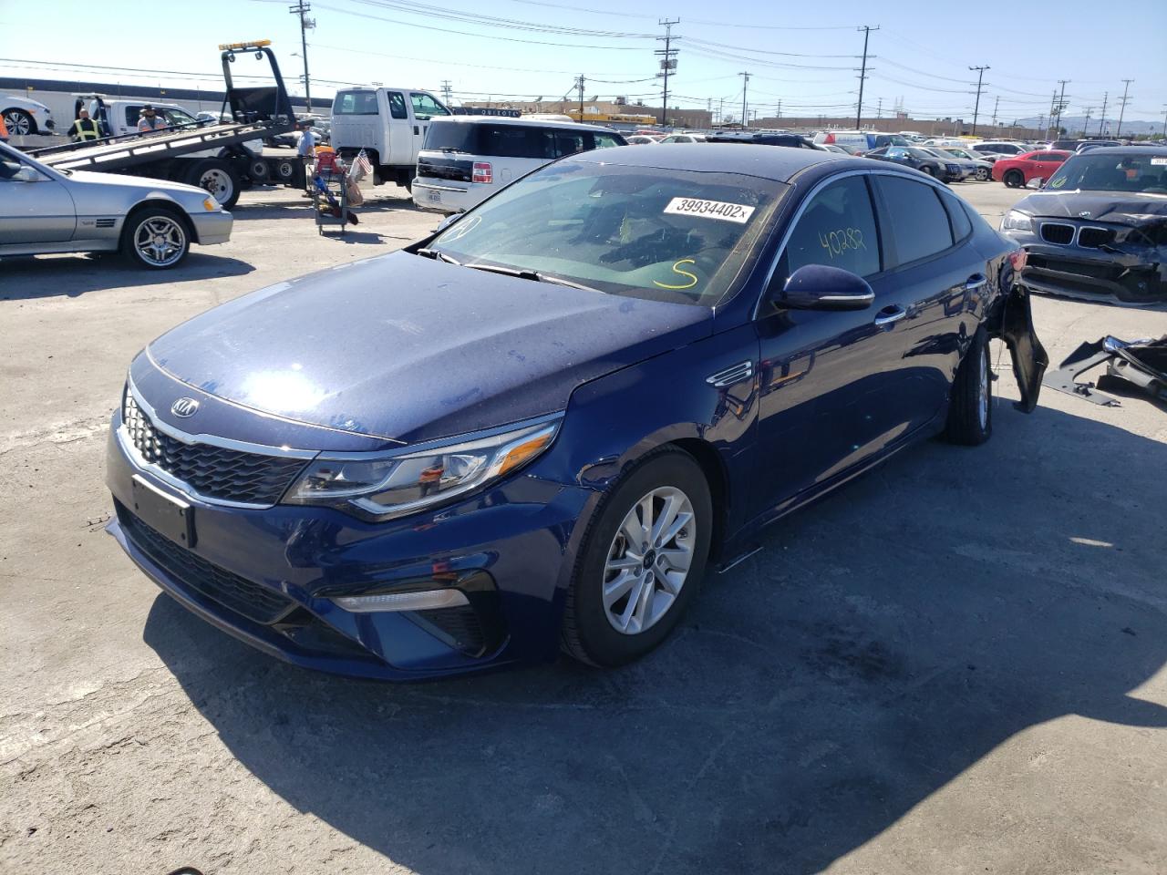 Photo 2 from auction – 2019 KIA OPTIMA EX with VIN 5XXGT4L36KG281127