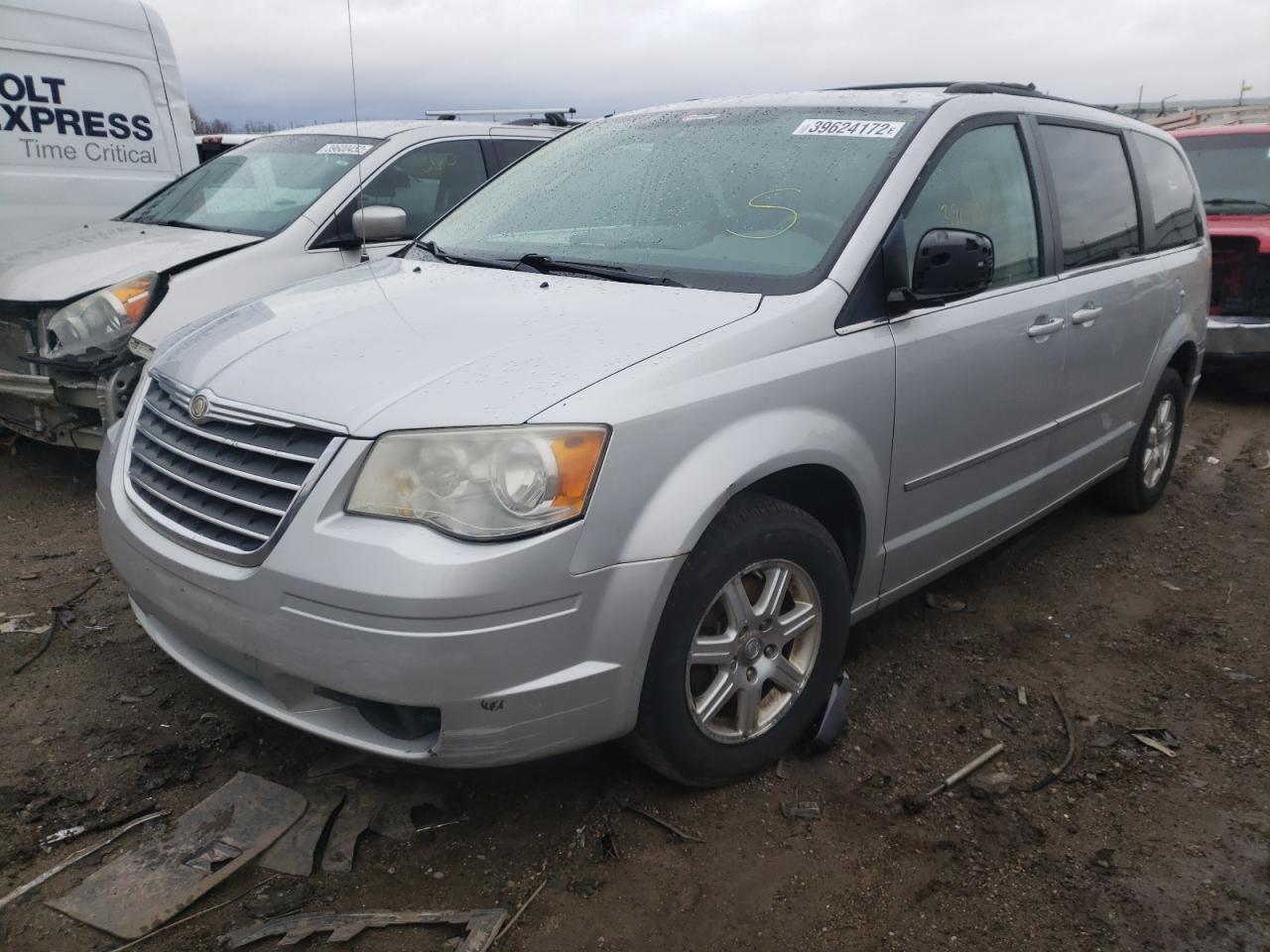 Photo 2 from auction – 2009 CHRYSLER TOWN & COU with VIN 2A8HR54159R521672