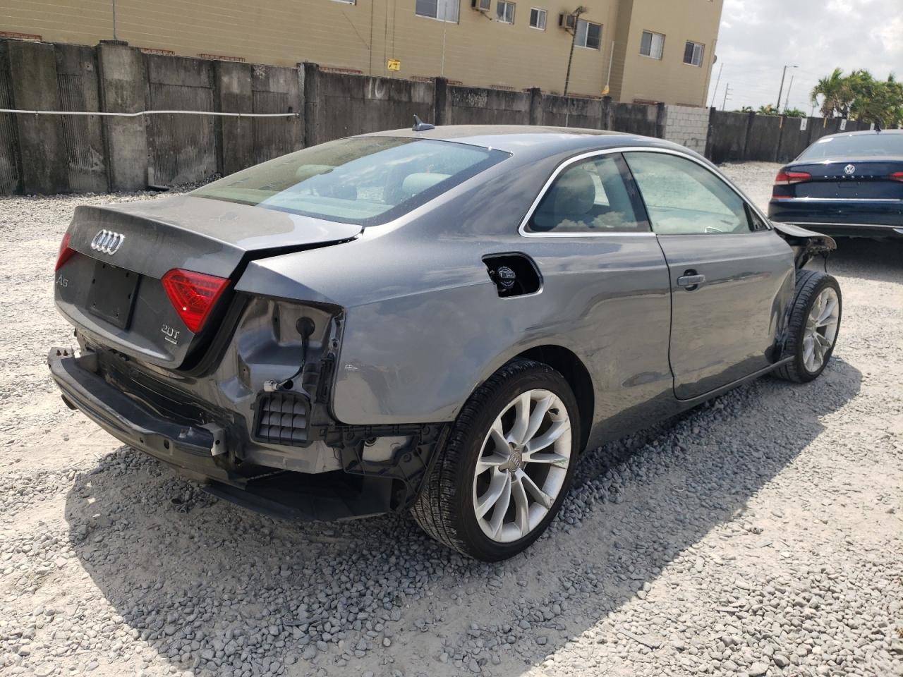 Foto 4 de la subasta – 2013 AUDI A5 PREMIUM con VIN WAULFAFR3DA052856