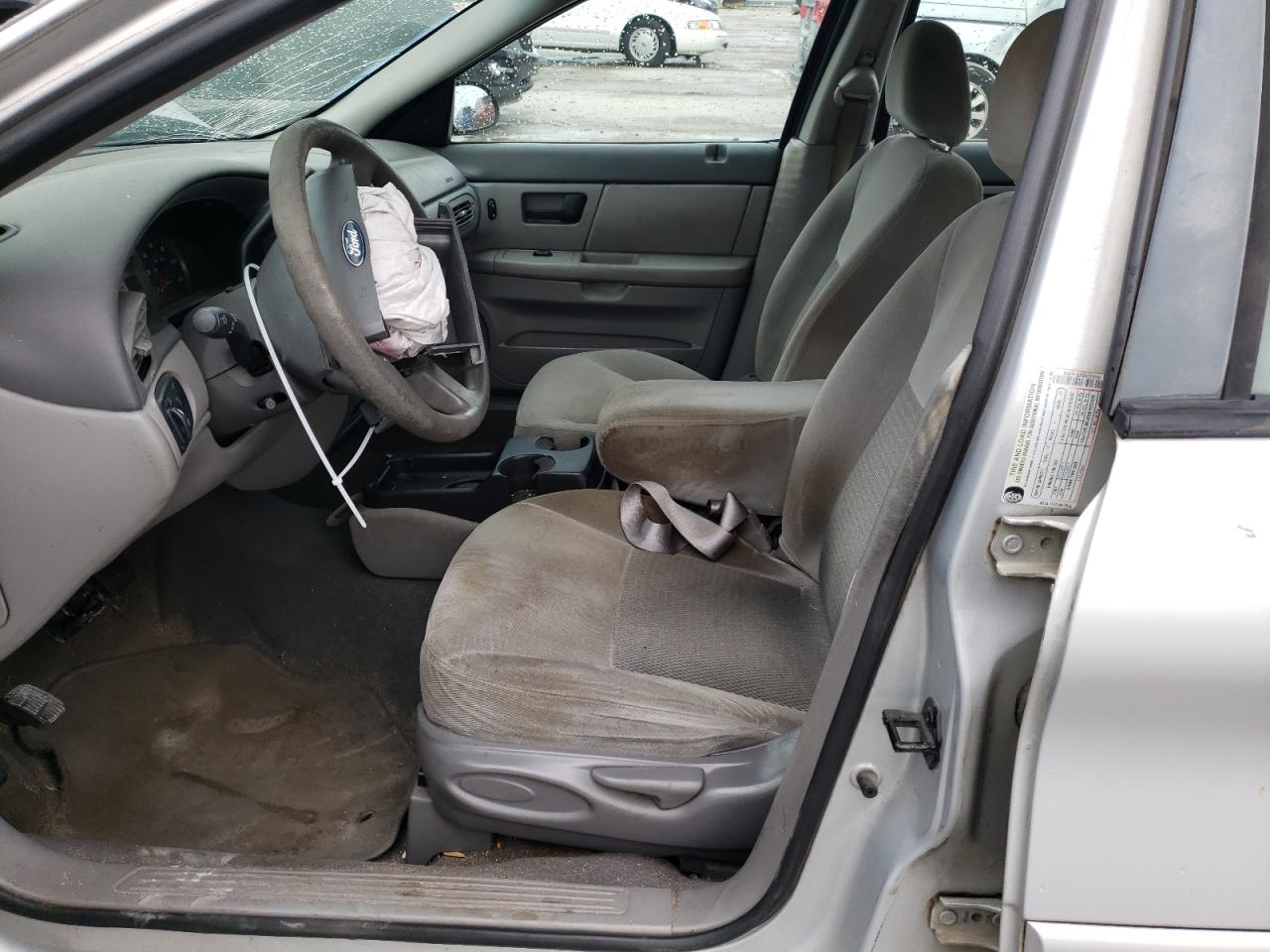 Photo 5 from auction – 2006 FORD TAURUS SE with VIN 1FAFP53U06A123050