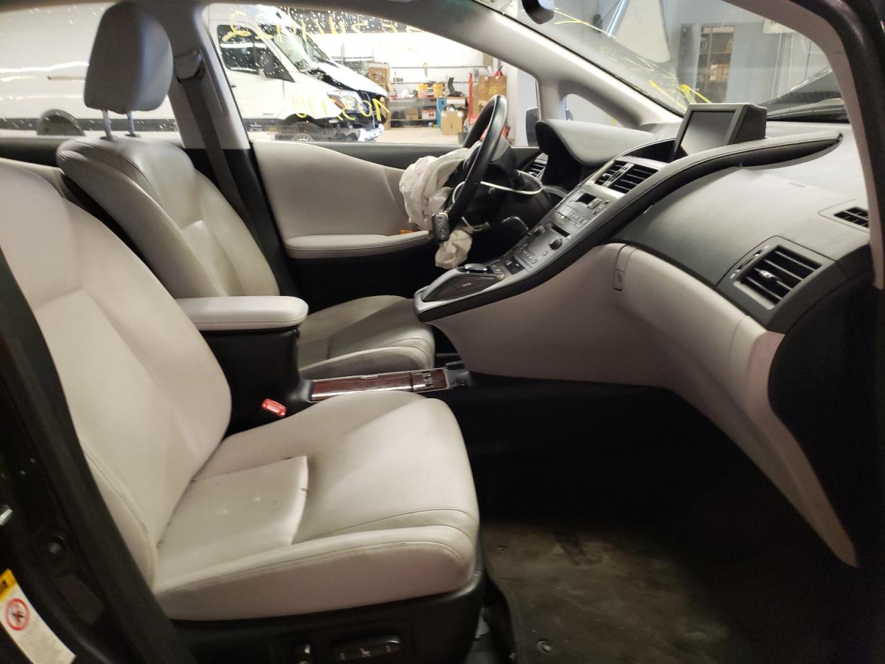 Photo 5 from auction – 2010 LEXUS HS with VIN JTHBB1BA0A2007310