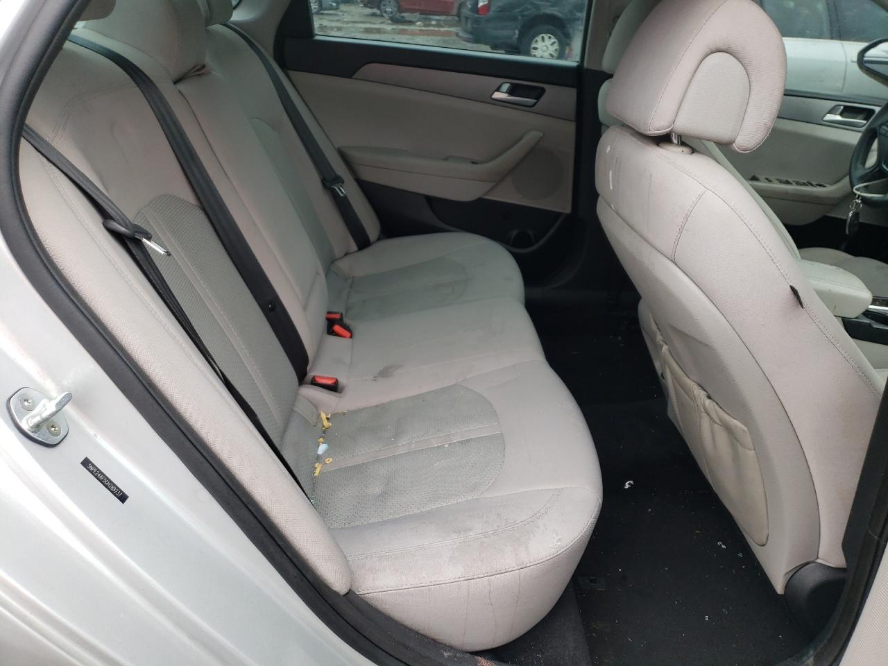 Photo 6 from auction – 2016 HYUNDAI SONATA SE with VIN 5NPE24AF5GH289237