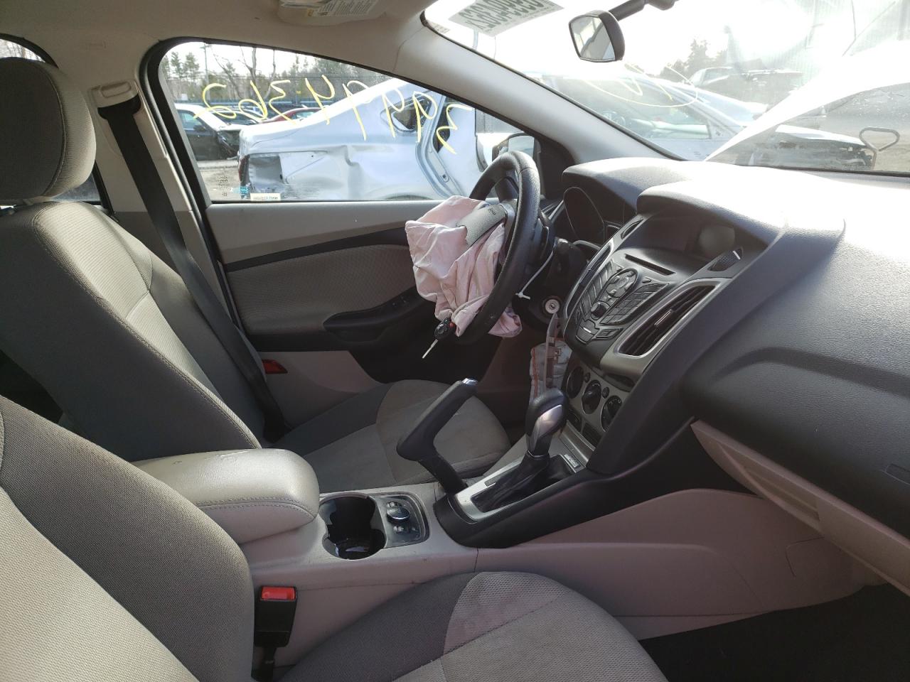 Photo 5 from auction – 2014 FORD FOCUS SE with VIN 1FADP3F20EL434857