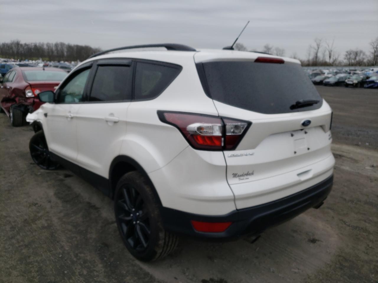 Photo 3 from auction – 2017 FORD ESCAPE SE with VIN 1FMCU9GD9HUC58760