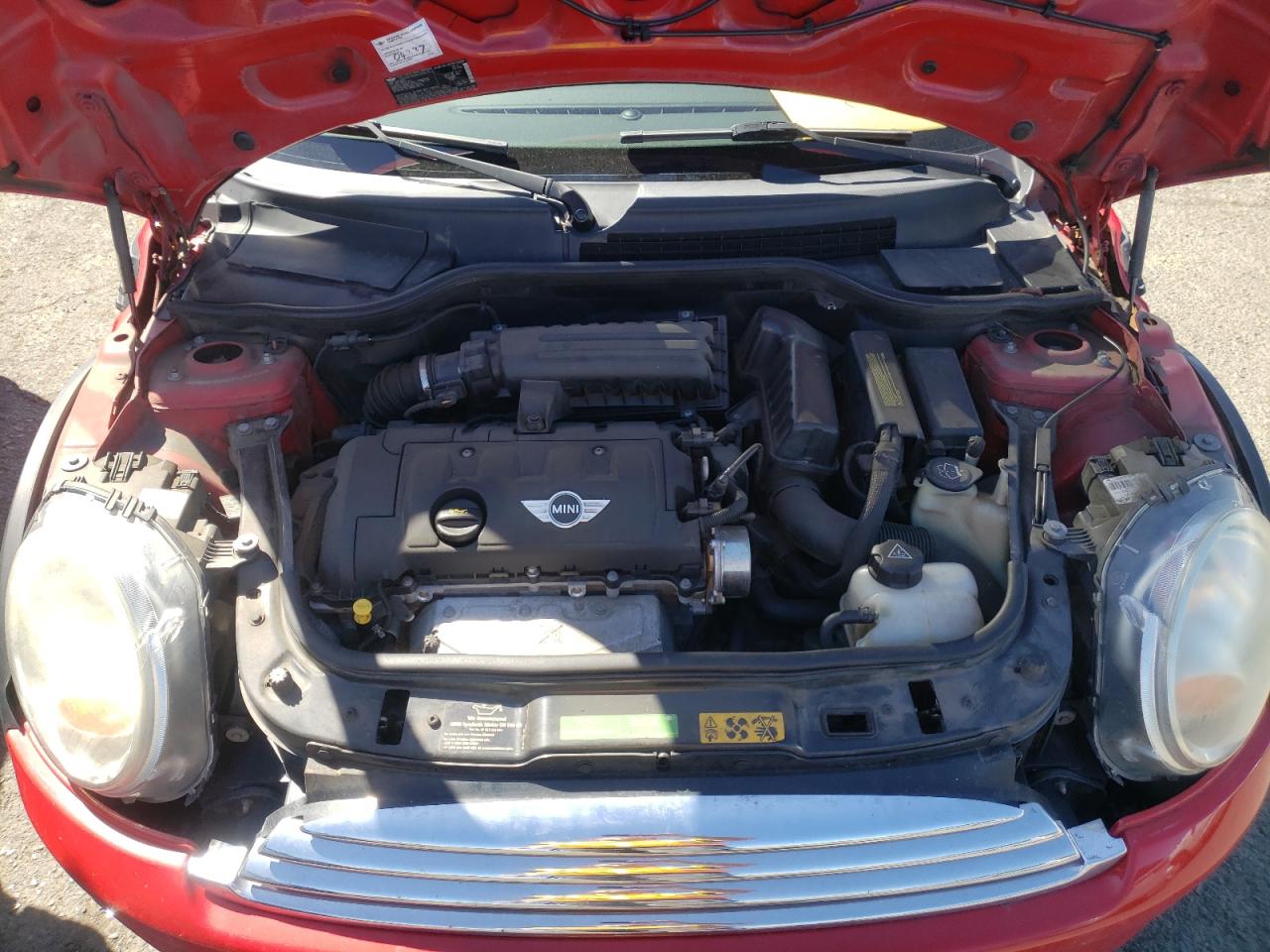 Photo 7 from auction – 2007 MINI COOPER with VIN WMWMF33527TL68162