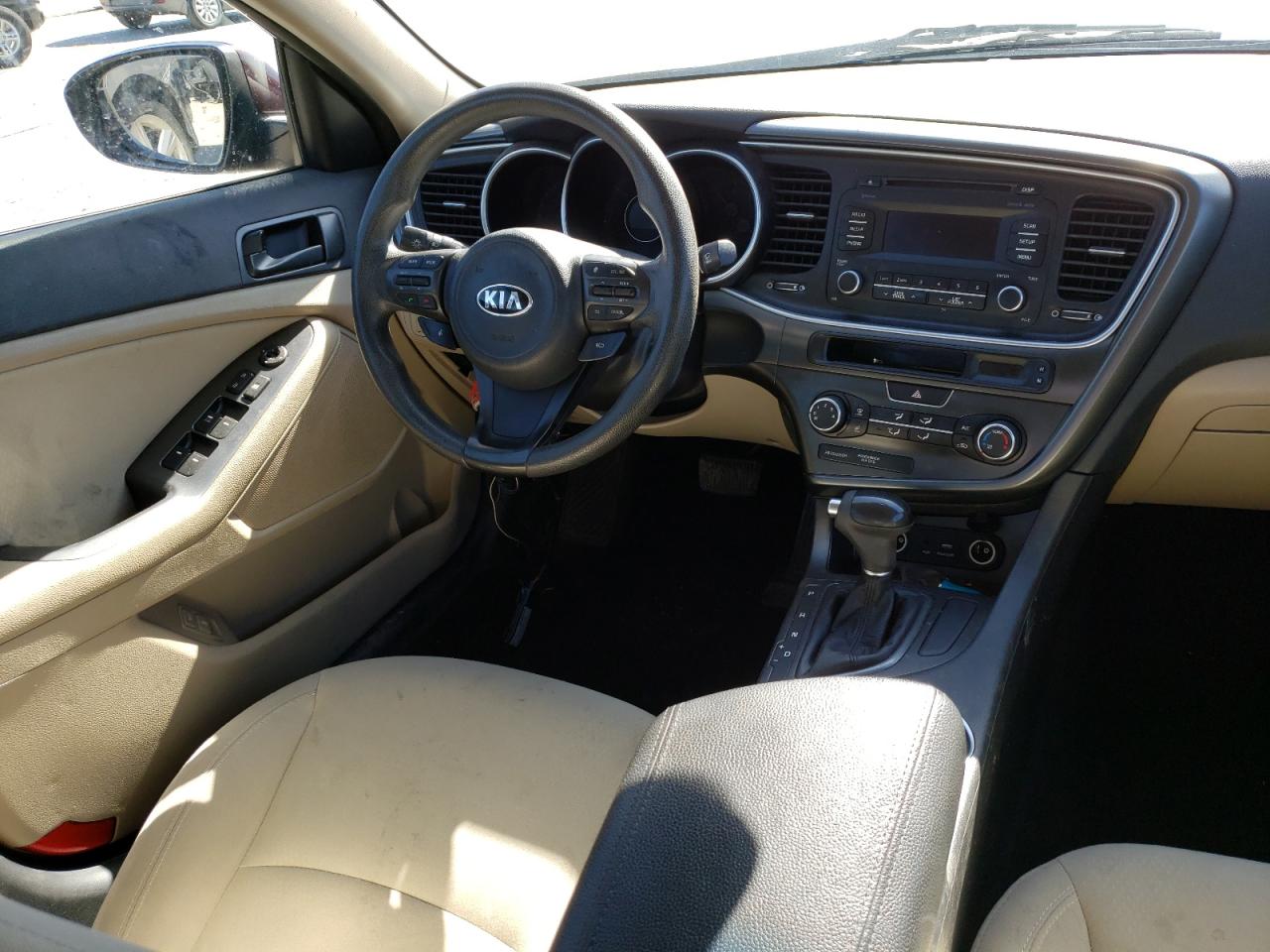 Photo 9 from auction – 2015 KIA OPTIMA LX with VIN 5XXGM4A70FG446548