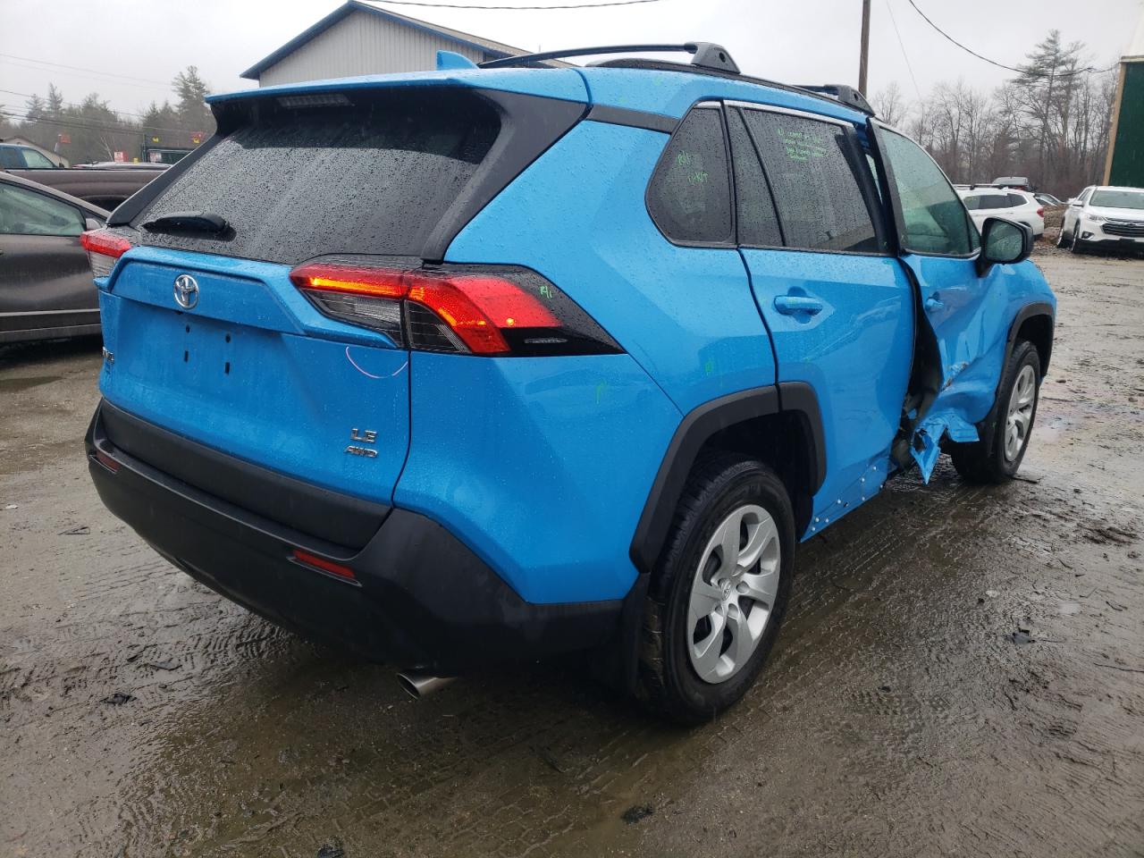 Photo 4 from auction – 2019 TOYOTA RAV4 LE with VIN 2T3F1RFV5KC044963