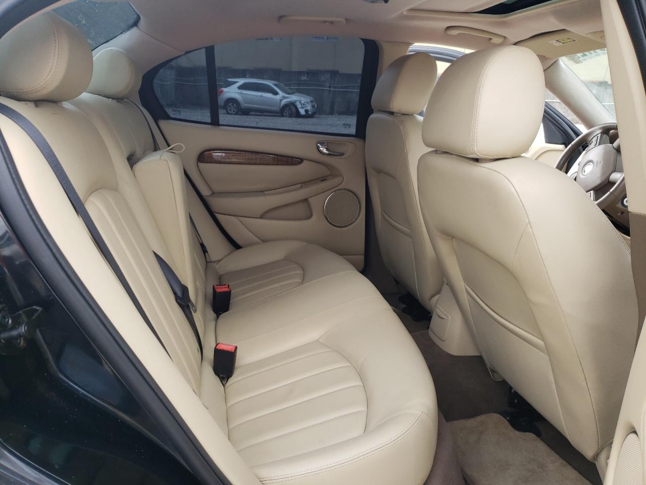 Photo 6 from auction – 2006 JAGUAR X-TYPE 3.0 with VIN SAJWA51AX6WE86497