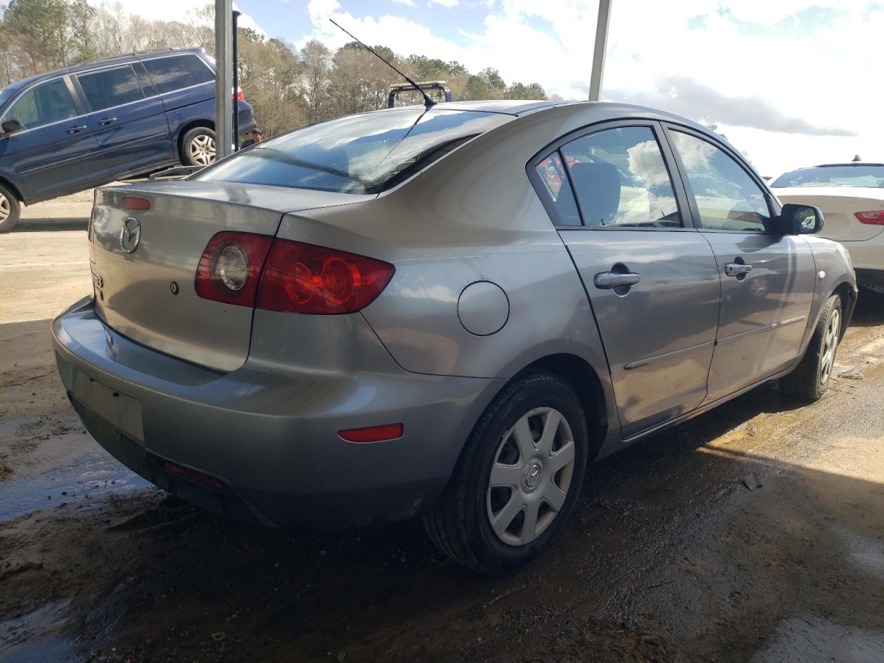 Photo 4 from auction – 2006 MAZDA 3 I with VIN JM1BK12F061400217