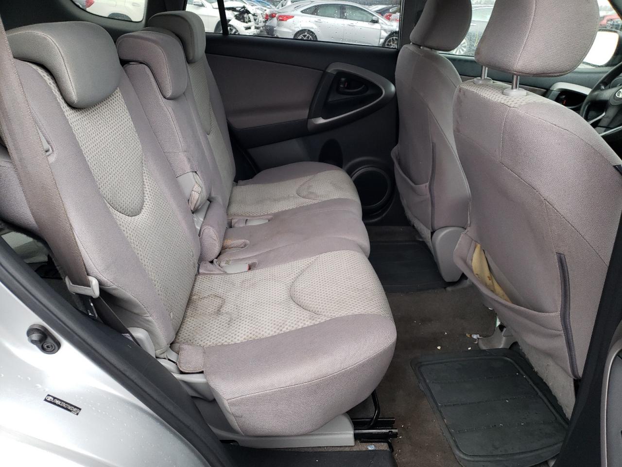 Photo 6 from auction – 2007 TOYOTA RAV4 with VIN JTMBK33V276024836