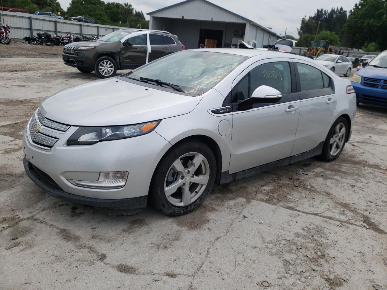 Photo 2 from auction – 2013 CHEVROLET VOLT with VIN 1G1RA6E47DU102079