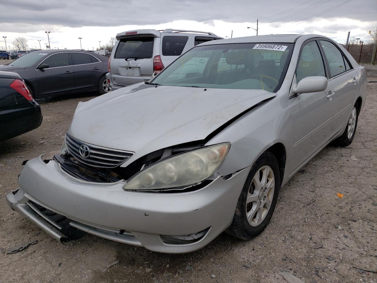 Photo 2 from auction – 2005 TOYOTA CAMRY LE with VIN 4T1BF30K35U088550