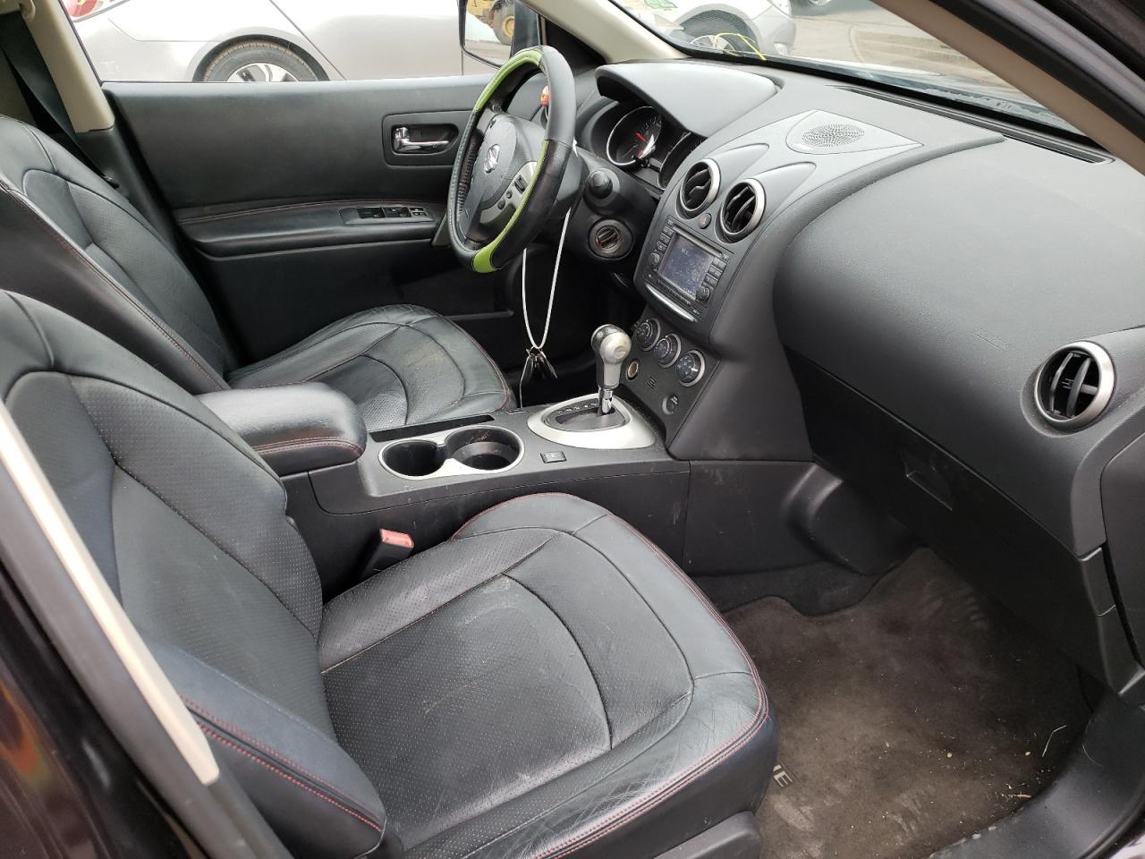 Photo 5 from auction – 2011 NISSAN ROGUE S with VIN JN8AS5MV8BW274293