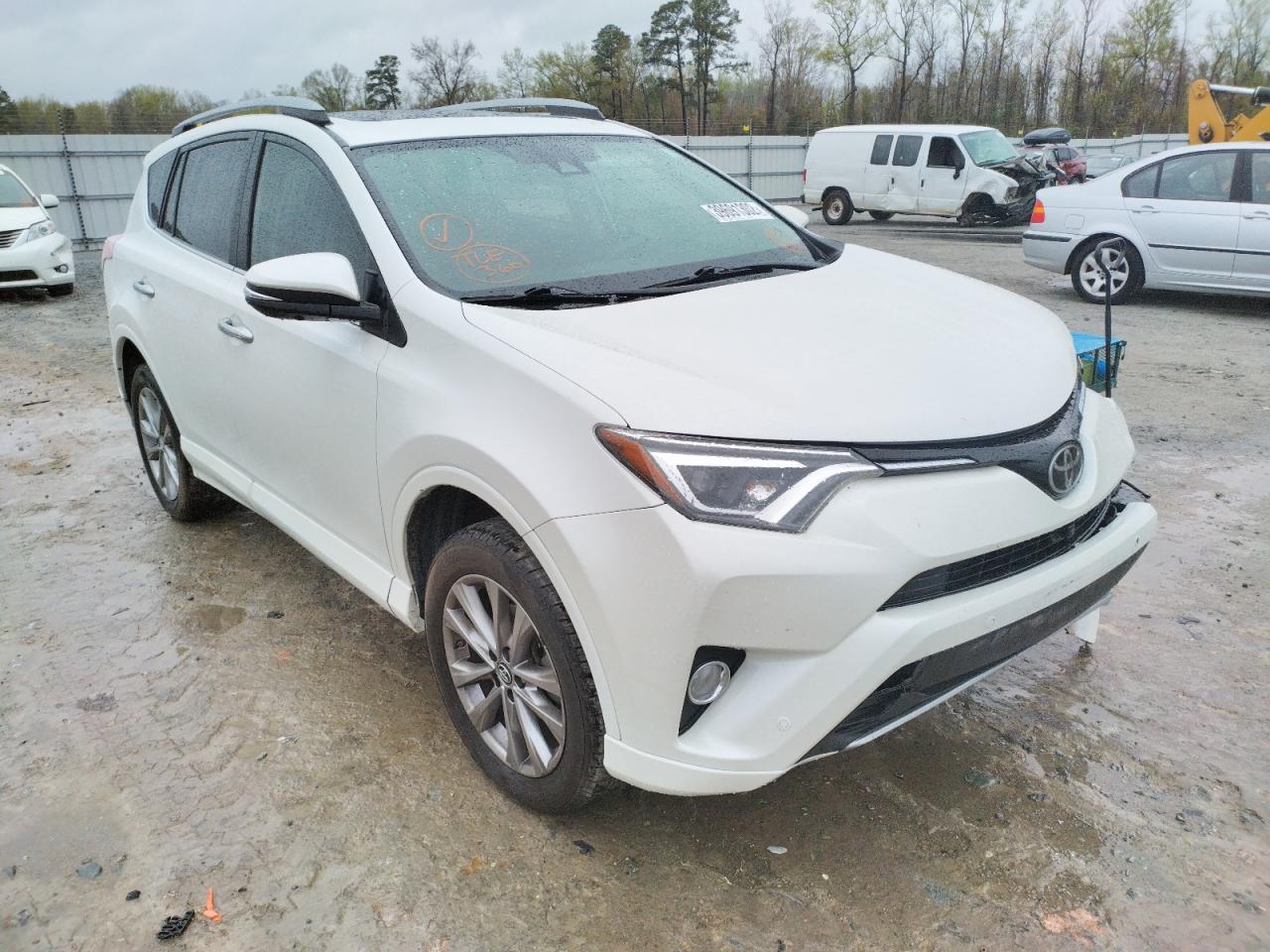 TOYOTA RAV4 LIMIT 2017 with VIN 2T3YFREV2HW340283 - Photo from auction