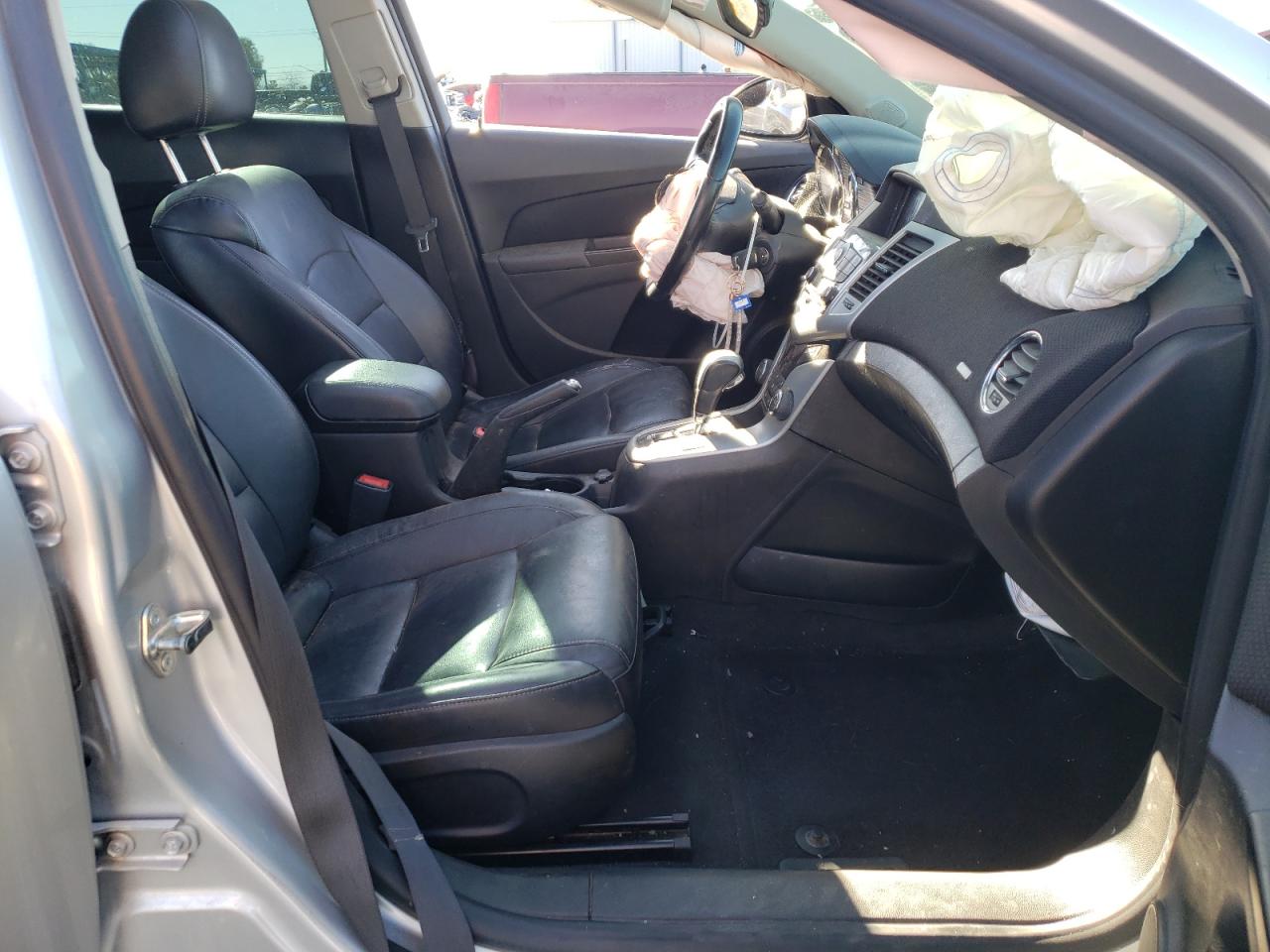 Photo 5 from auction – 2014 CHEVROLET CRUZE LT with VIN 1G1PE5SB7E7253304