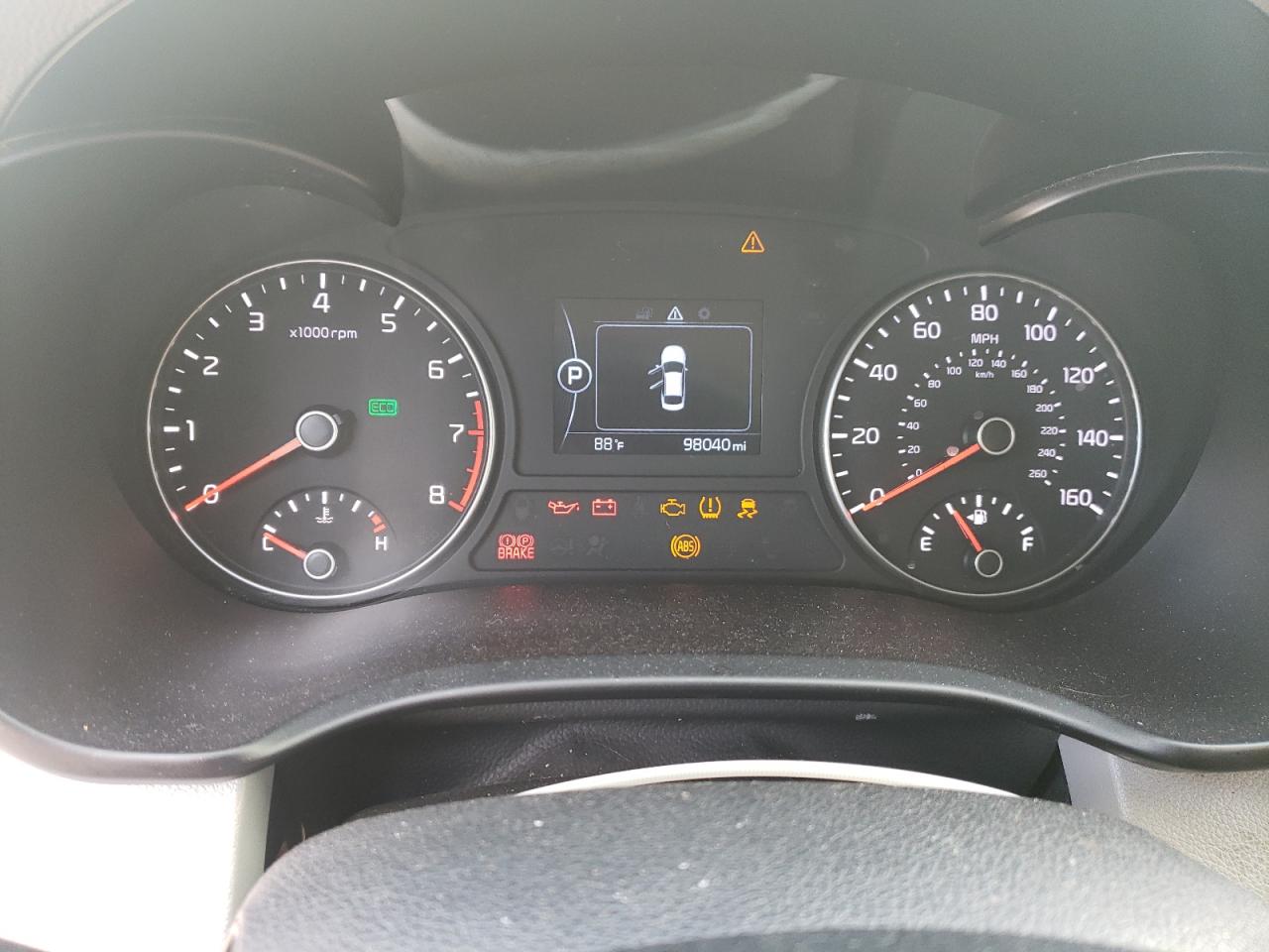 Photo 8 from auction – 2016 KIA OPTIMA EX with VIN 5XXGU4L30GG055315