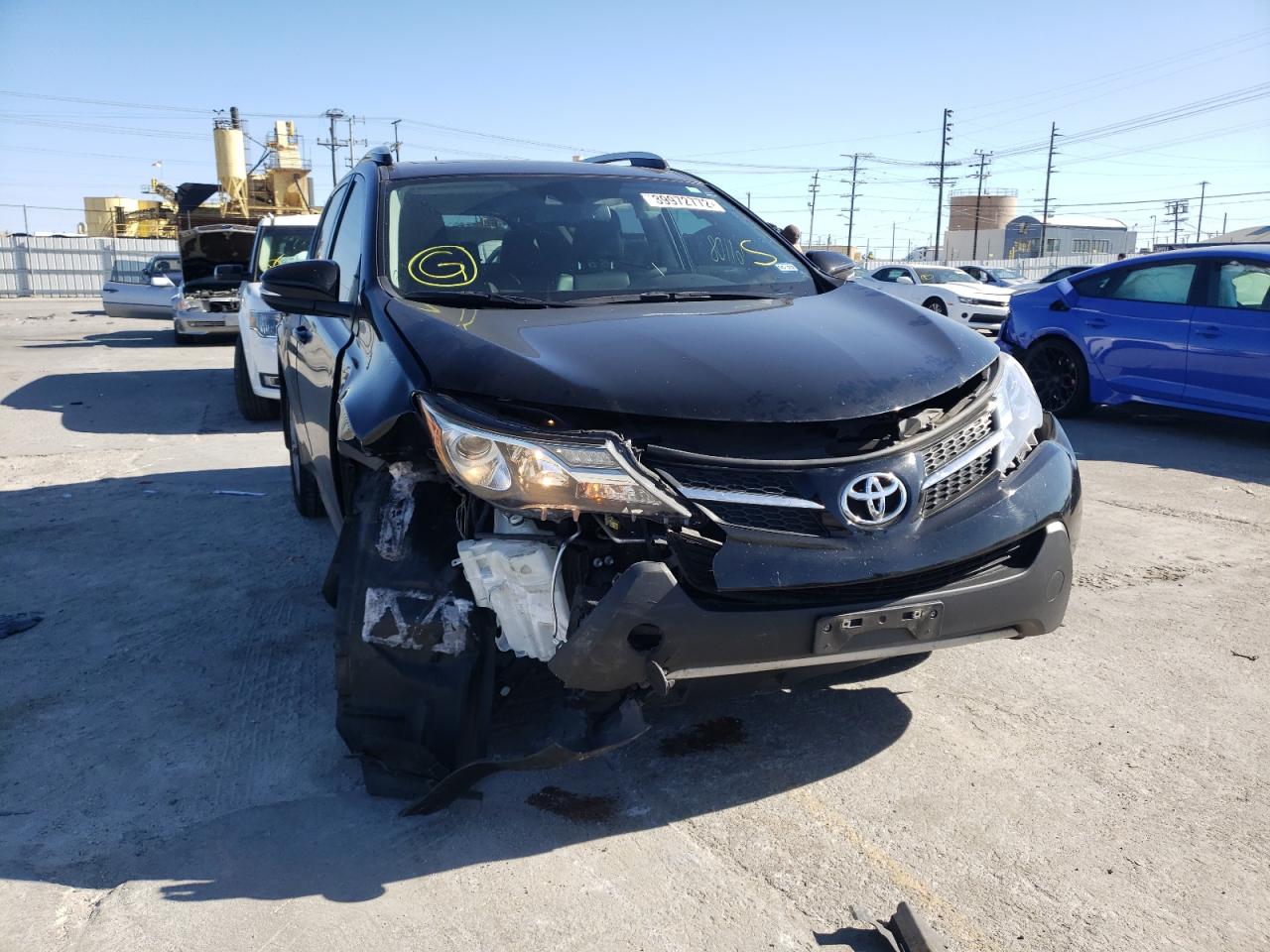 Photo 9 from auction – 2015 TOYOTA RAV4 LIMIT with VIN 2T3YFREV6FW193480