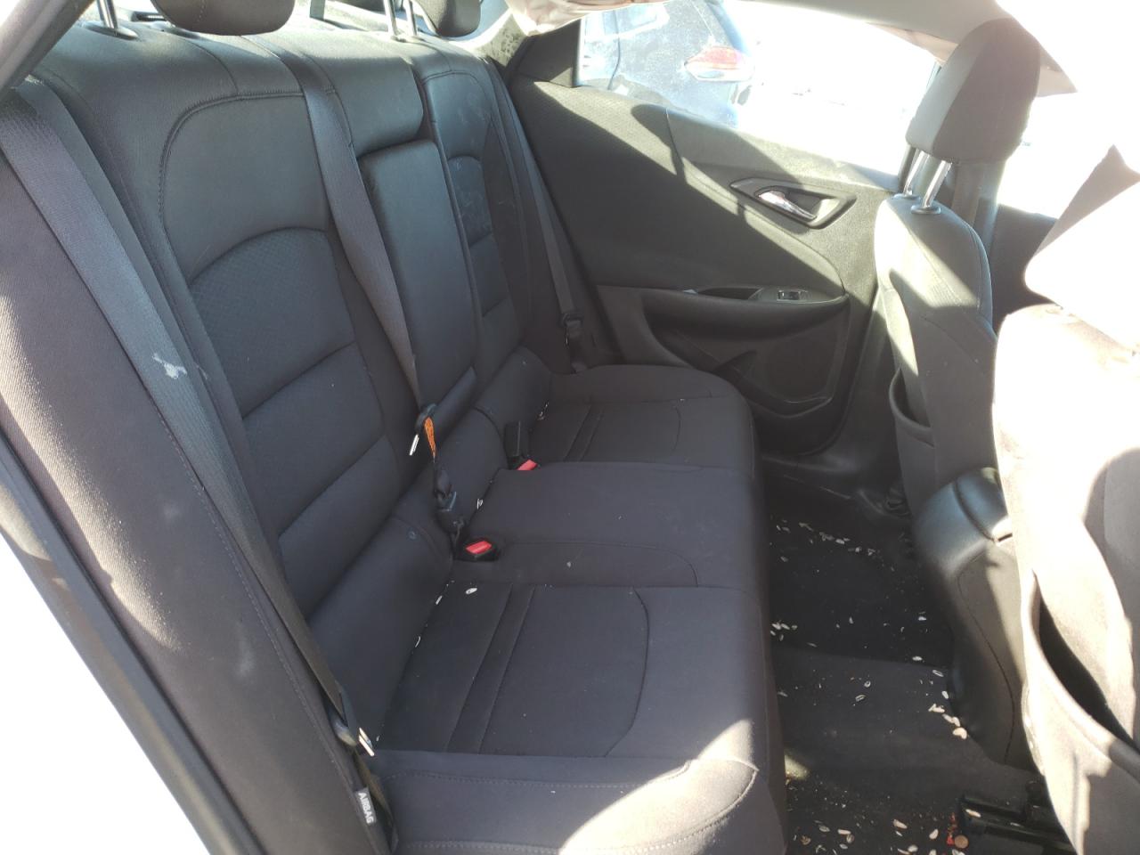 Photo 6 from auction – 2017 CHEVROLET MALIBU LS with VIN 1G1ZB5ST7HF220775