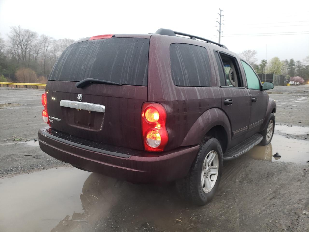Photo 4 from auction – 2005 DODGE DURANGO SL with VIN 1D8HB48NX5F538635
